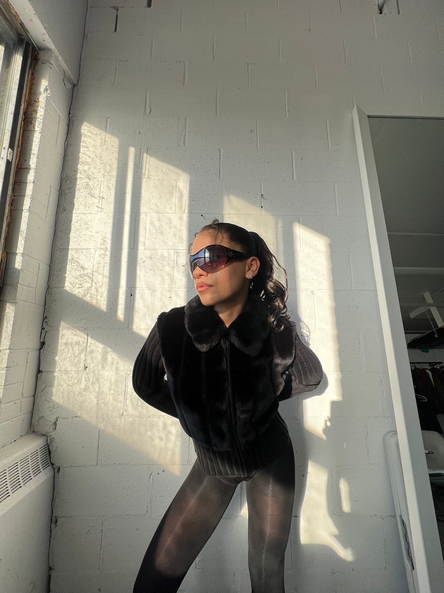 Nero Faux Fur Zip