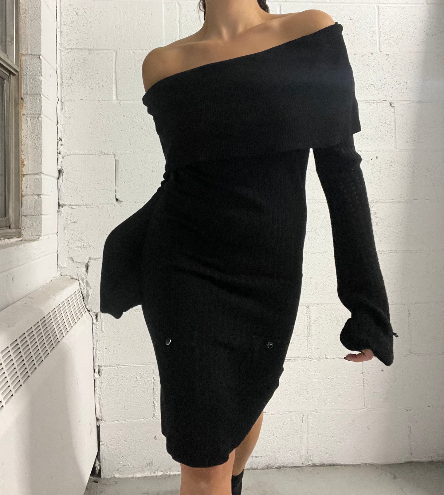 Nero Off Shoulder Midi Guess Dress