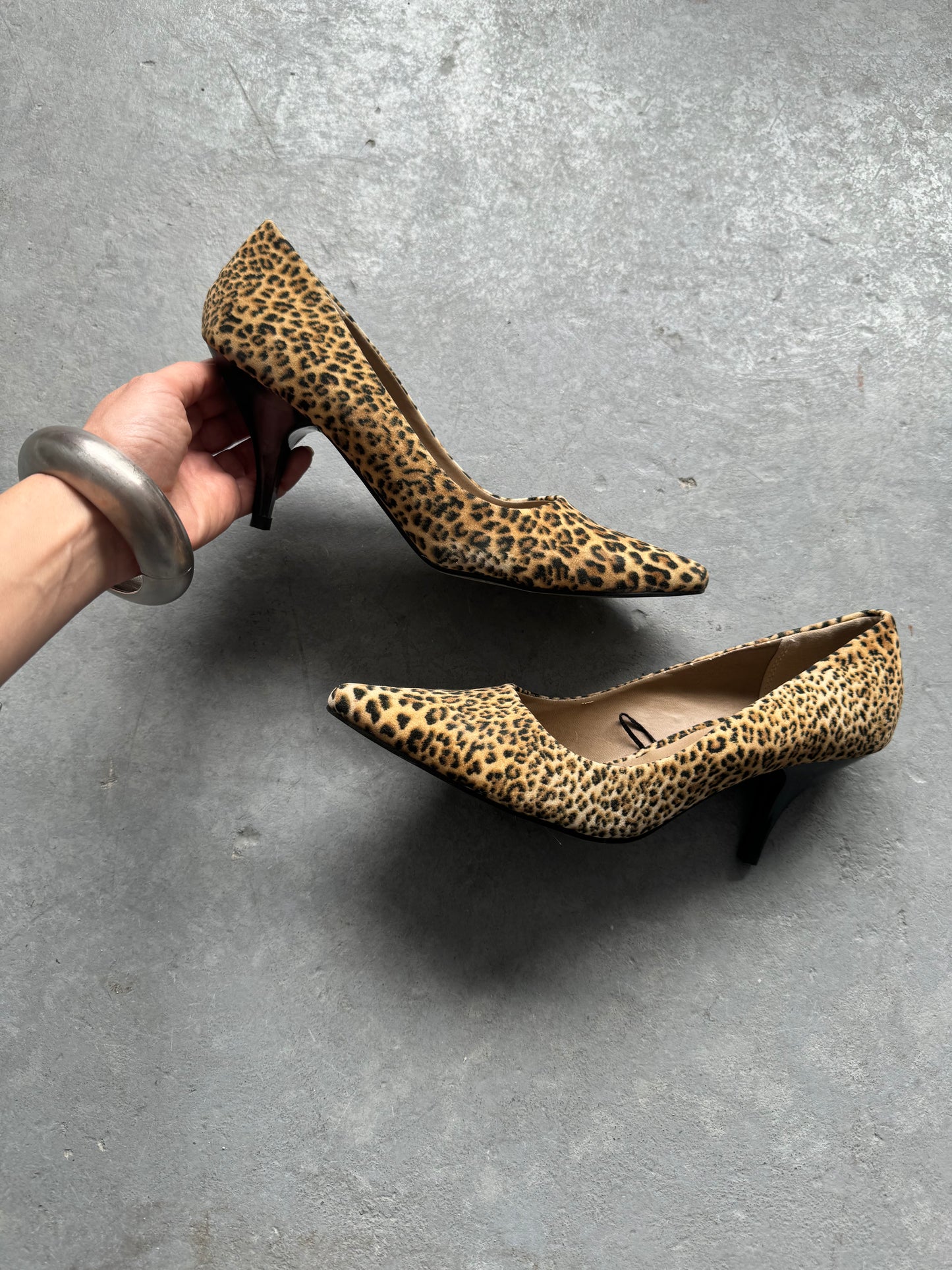 Leopard Print Pointed Heels Size 8