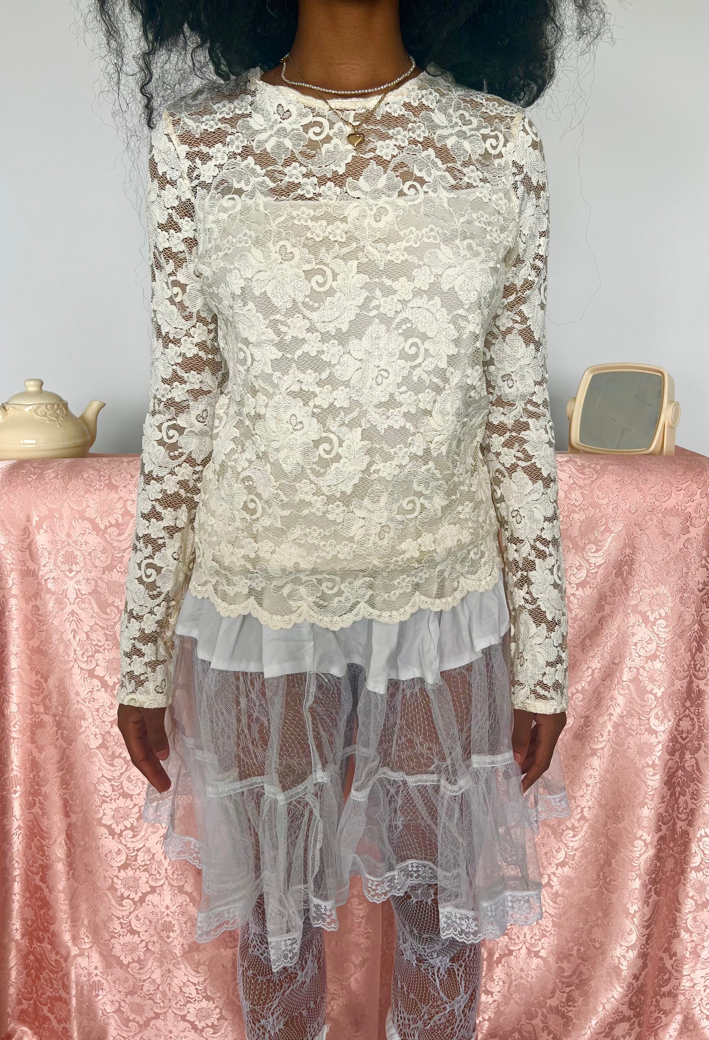Crema Lace Longsleeve