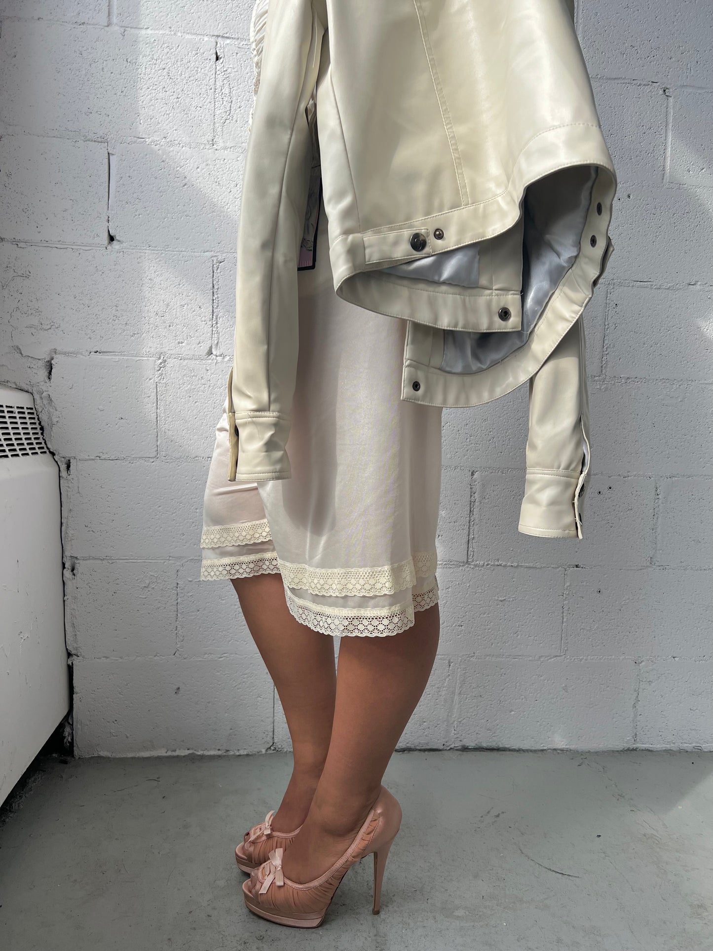 Deadstock Crema Shorts