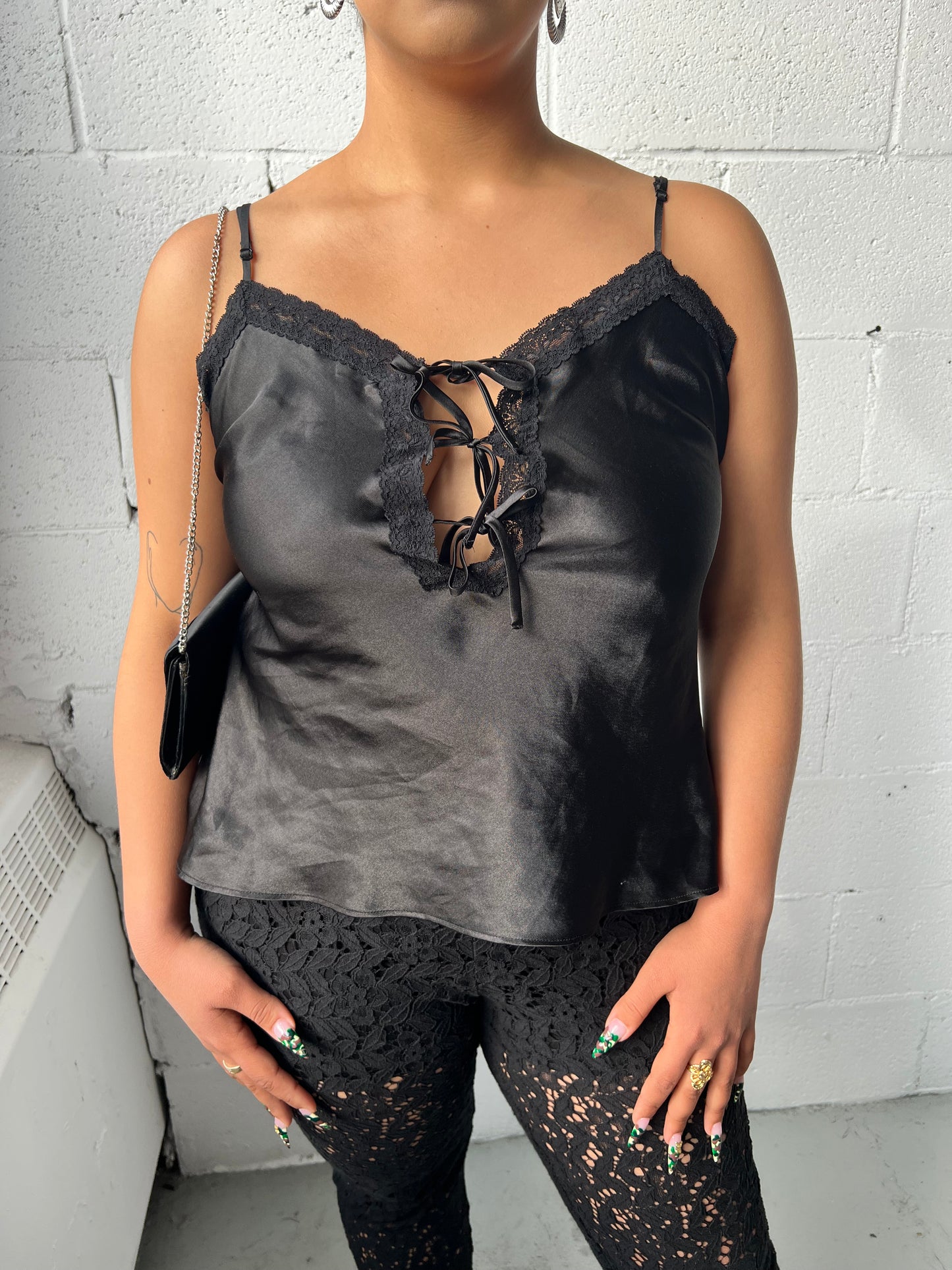 Tre Bow Top