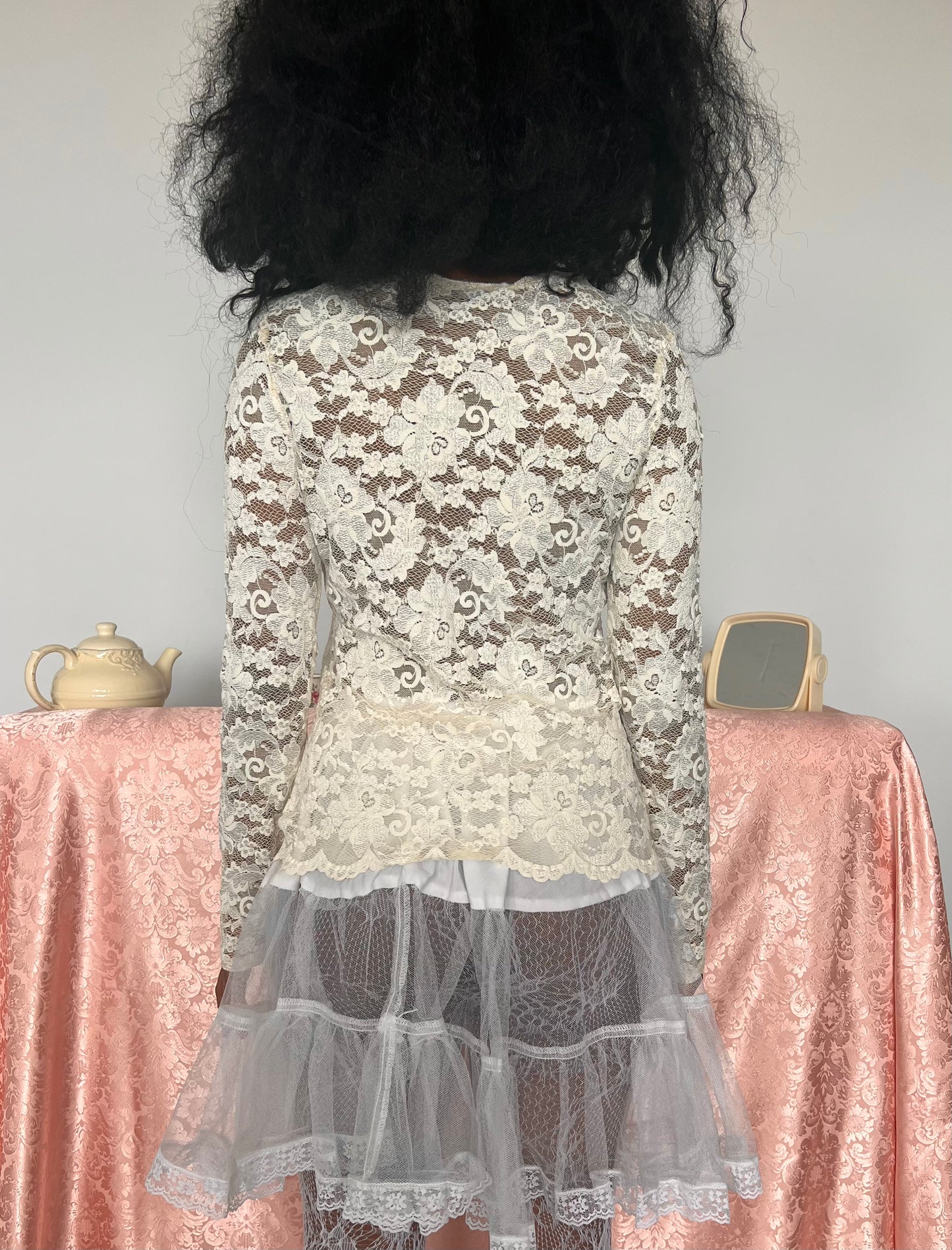 Crema Lace Longsleeve