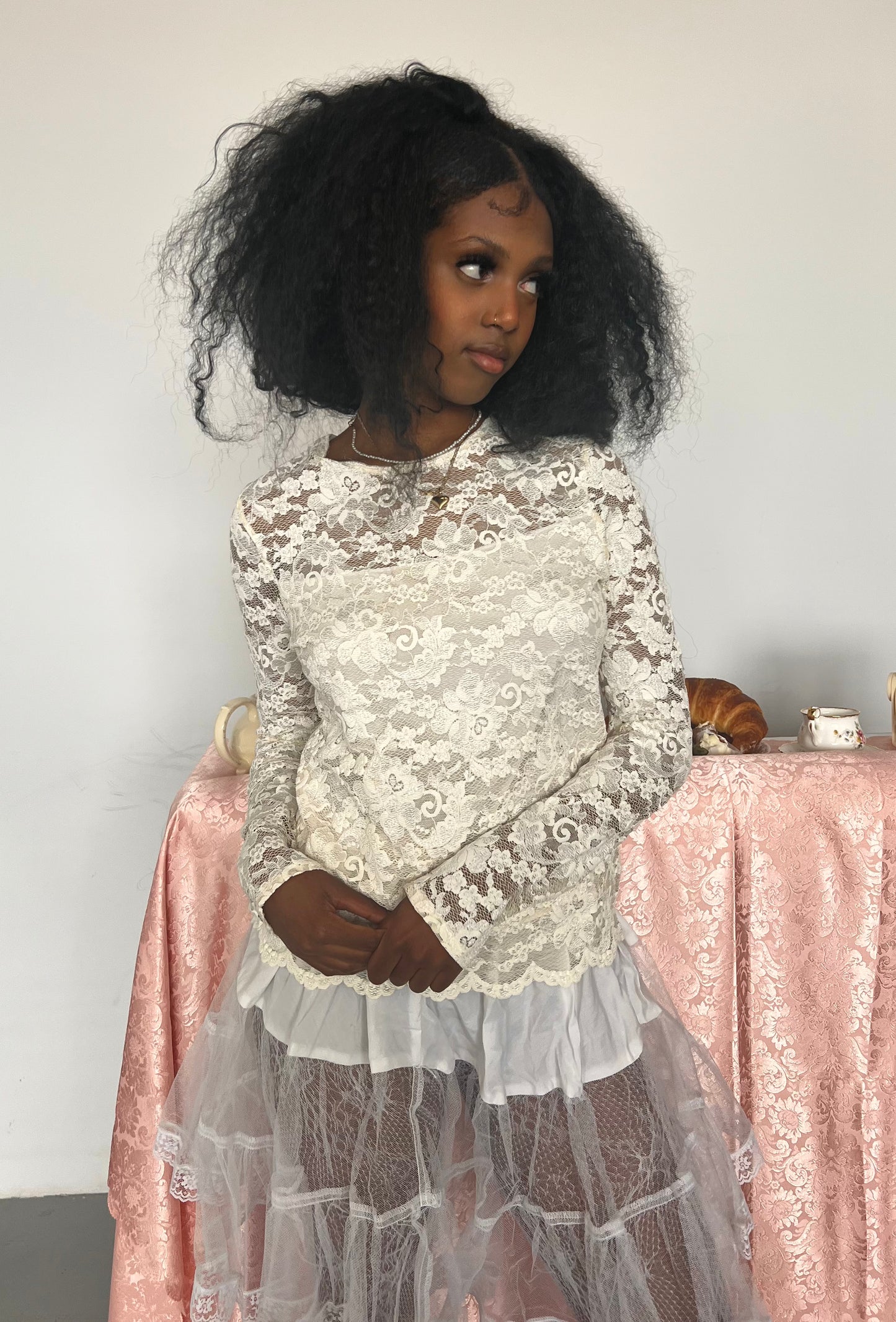 Crema Lace Longsleeve