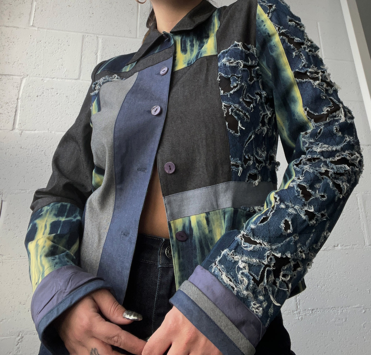 Pittura Button Up