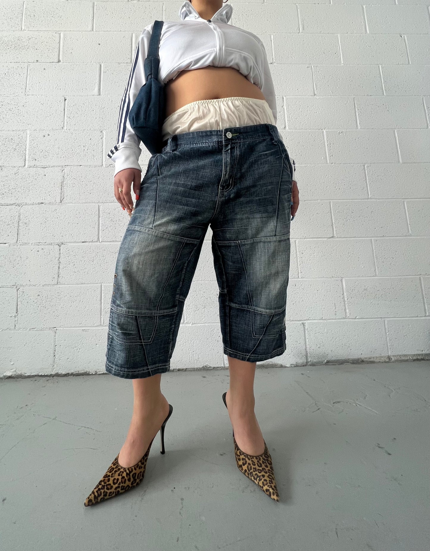 Jorts Faded Wash Size XXL