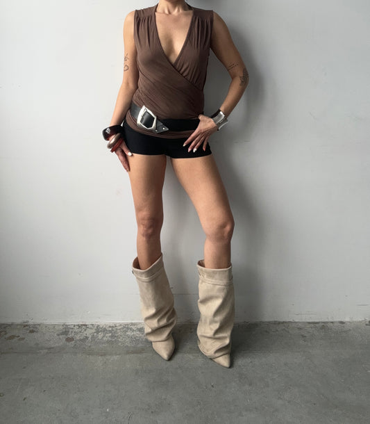 Mesh Sandstone Tank