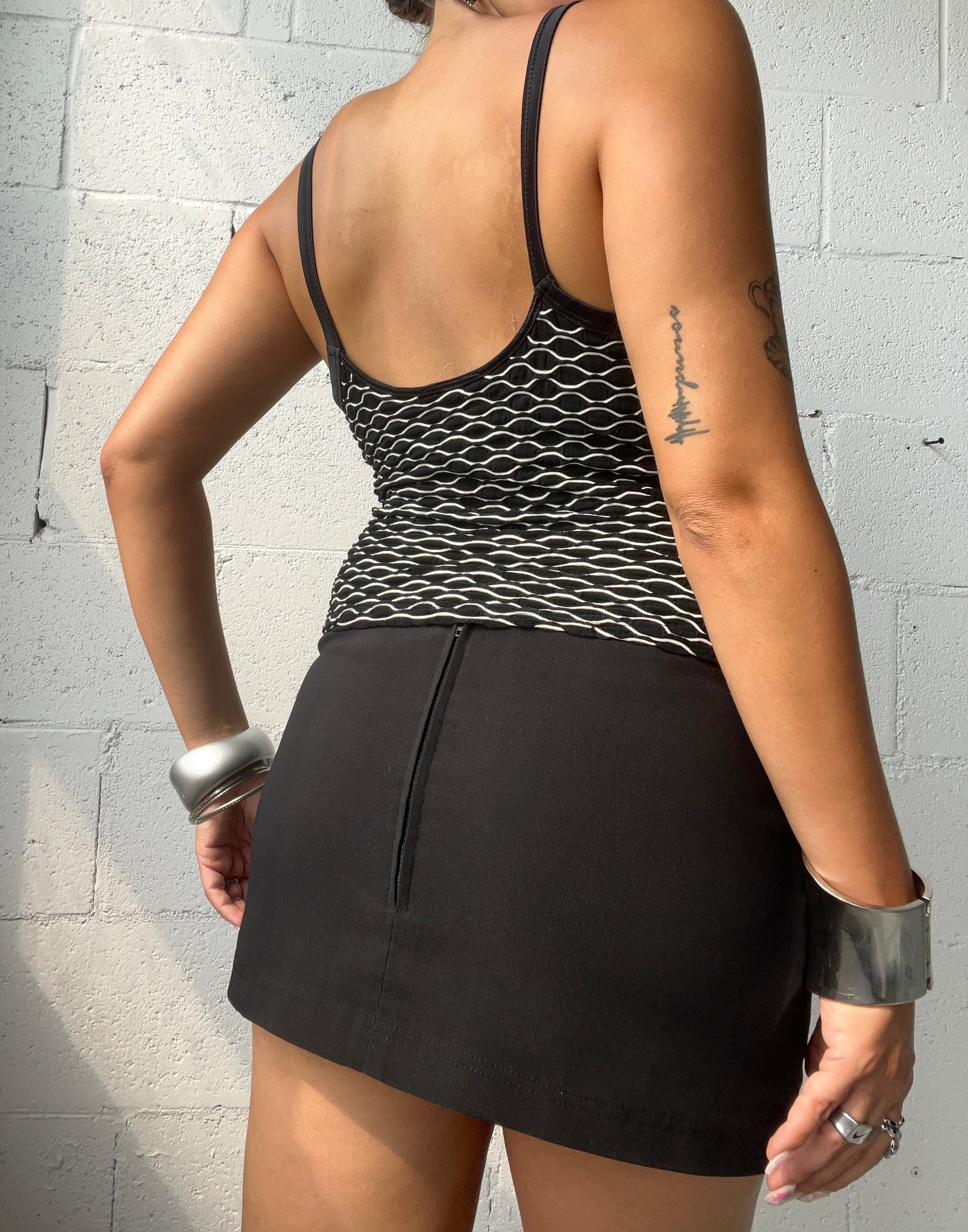 Scale Top