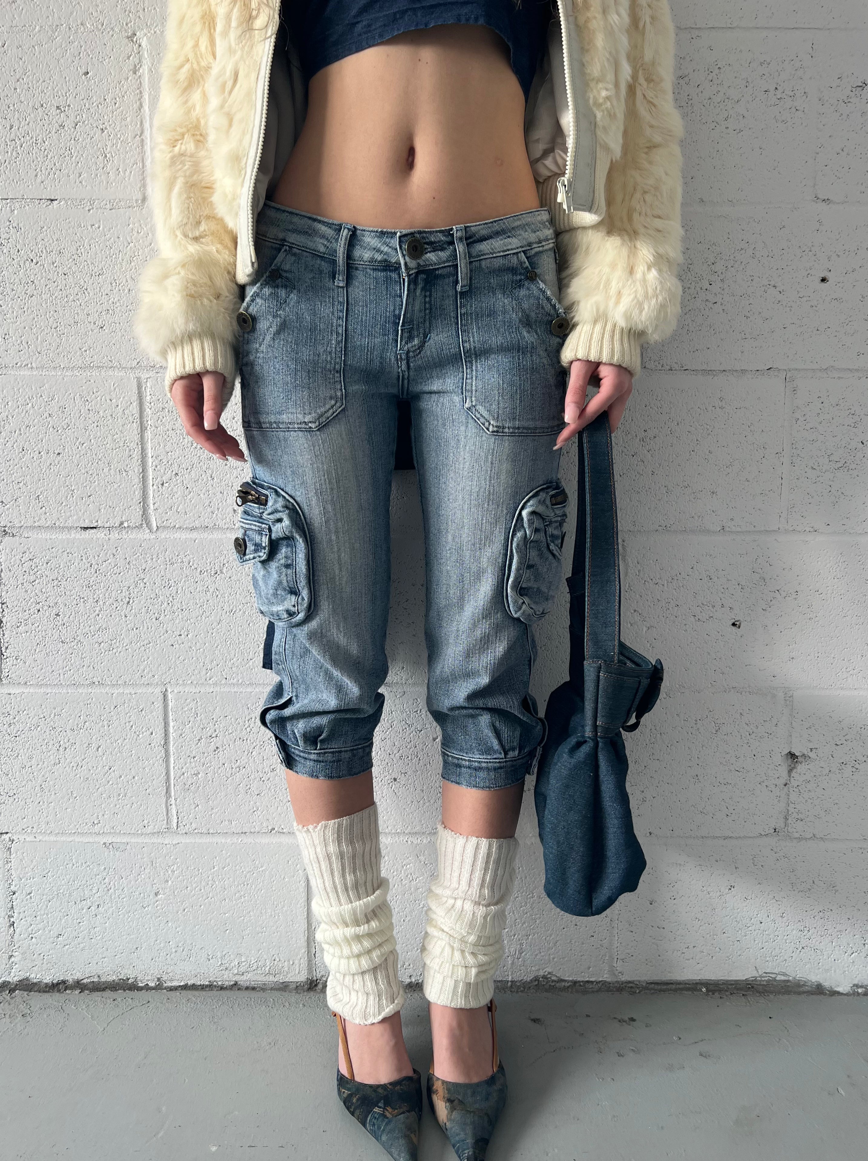 Denim Cargo Capri’s Size 26/Size 2